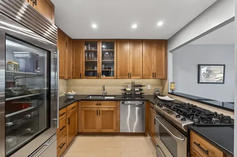 296 W 10th Street New York City NY 10014