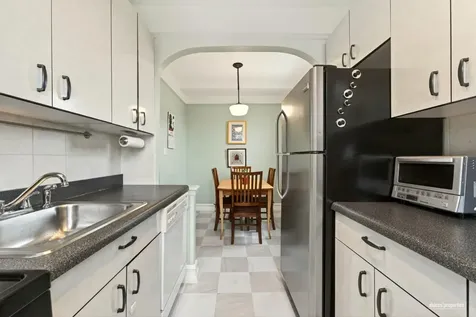 570 Ocean Parkway New York City NY 11218