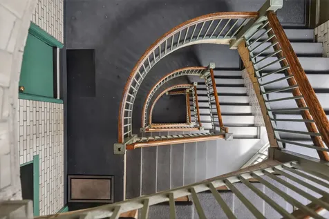 516 E 78th Street New York City NY 10075