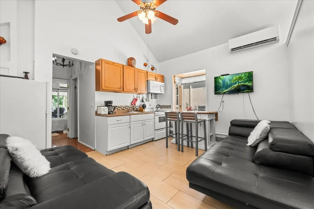 1512 E 22nd Street New York City NY 11210