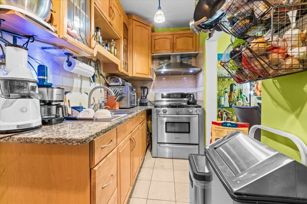 1512 E 22nd Street New York City NY 11210