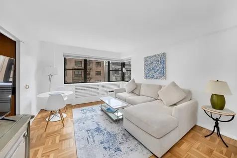 305 E 72nd Street New York City NY 10021