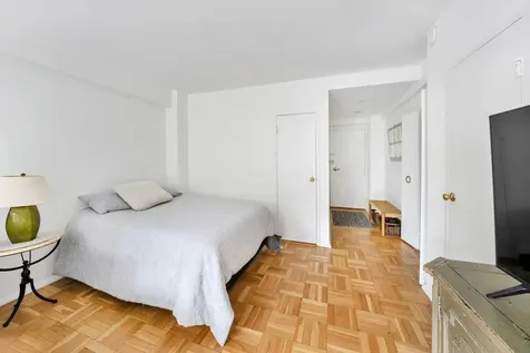 305 E 72nd Street New York City NY 10021