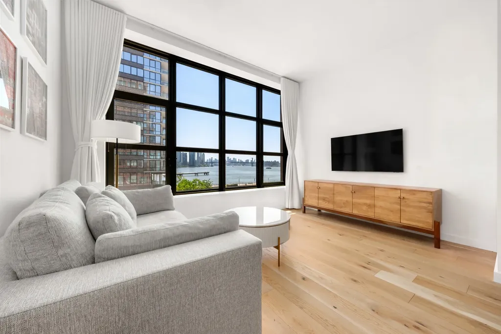29 Huron Street New York City NY 11222