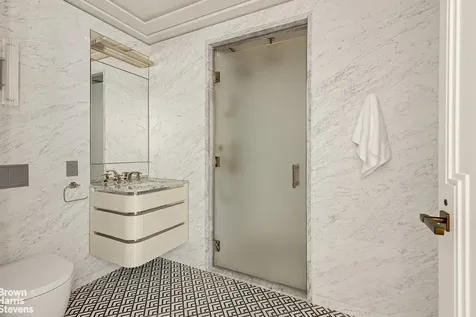 303 Park Avenue New York City NY 10022