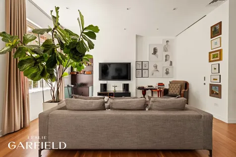 214 E 70th Street New York City NY 10021