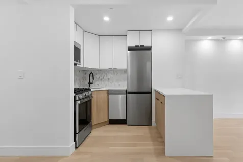 321 E 48th Street New York City NY 10017
