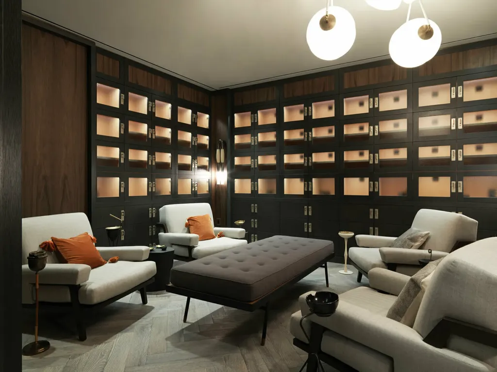 252 South Street New York City NY 10002