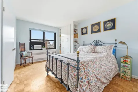 11 Riverside Drive New York City NY 10023