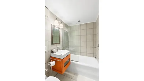 320 E 42nd Street New York City NY 10017