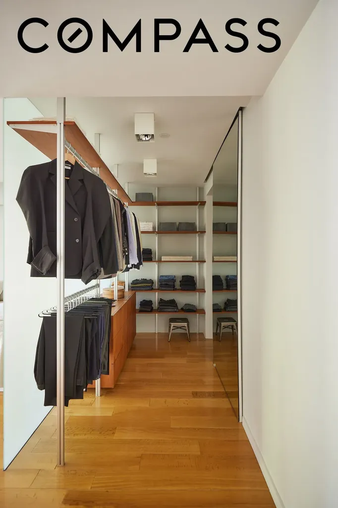 259 E 7th Street New York City NY 10009