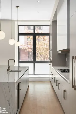 435 W 19th Street New York City NY 10011