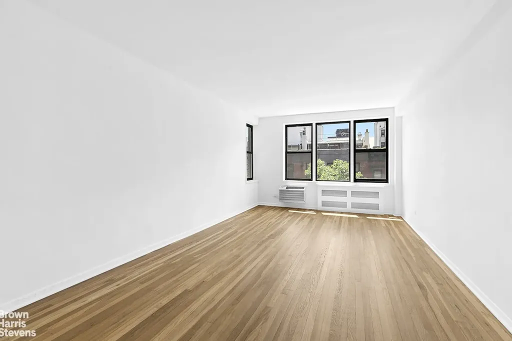 211 E 18th Street New York City NY 10003