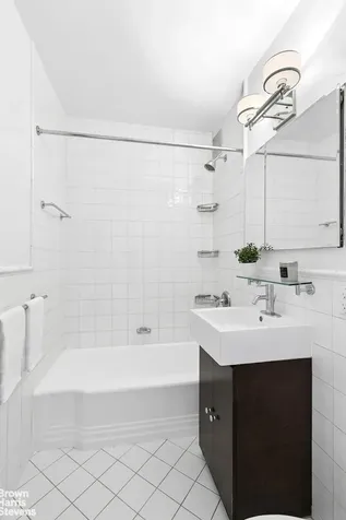 211 E 18th Street New York City NY 10003