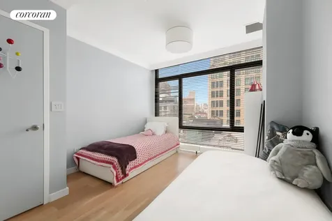 92 Warren Street New York City NY 10007