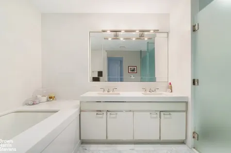 200 E 79th Street New York City NY 10075