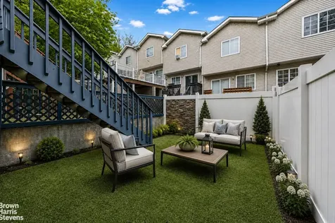 17 Tessa Court New York City NY 10304