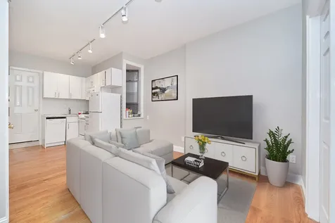 163 Chrystie Street New York City NY 10002