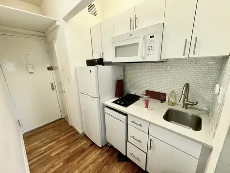 233 E 12th Street New York City NY 10003
