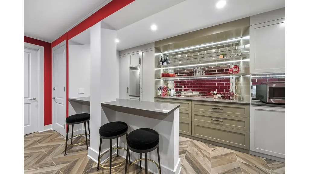 67 E 82nd Street New York City NY 10028