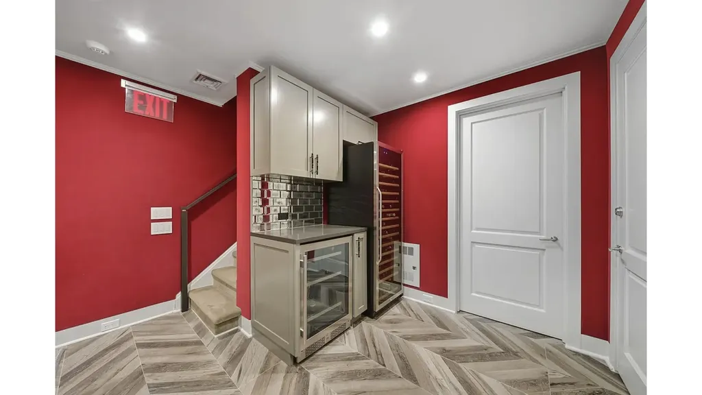 67 E 82nd Street New York City NY 10028