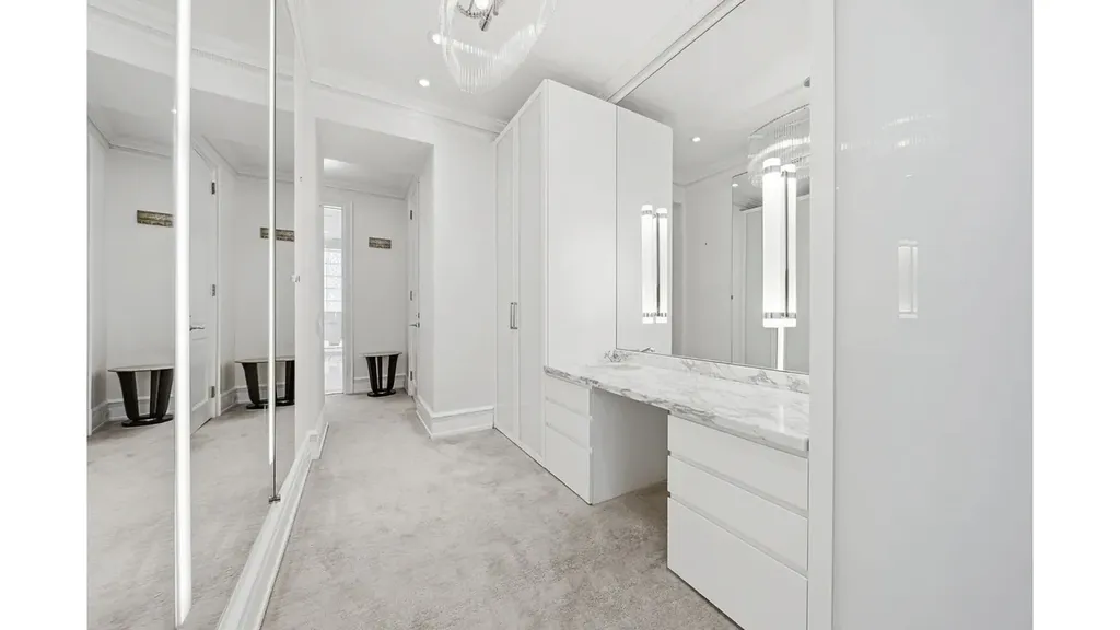 67 E 82nd Street New York City NY 10028