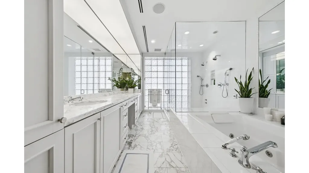 67 E 82nd Street New York City NY 10028
