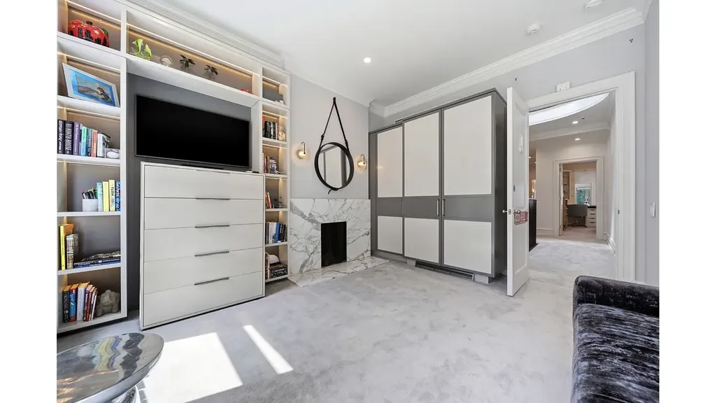 67 E 82nd Street New York City NY 10028