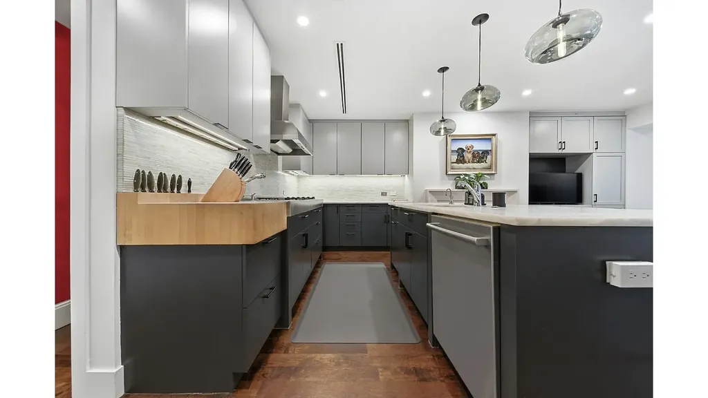 67 E 82nd Street New York City NY 10028