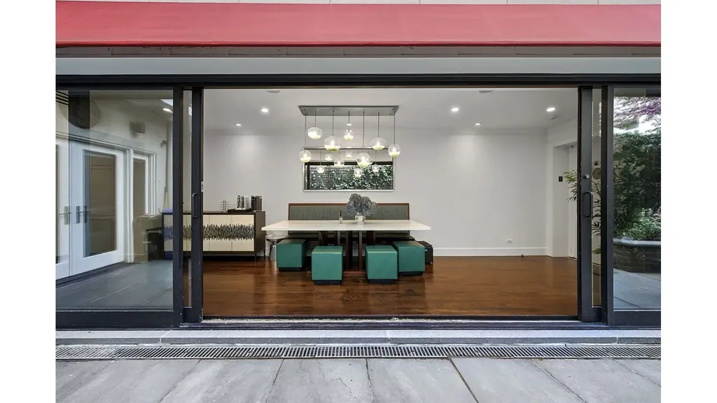 67 E 82nd Street New York City NY 10028