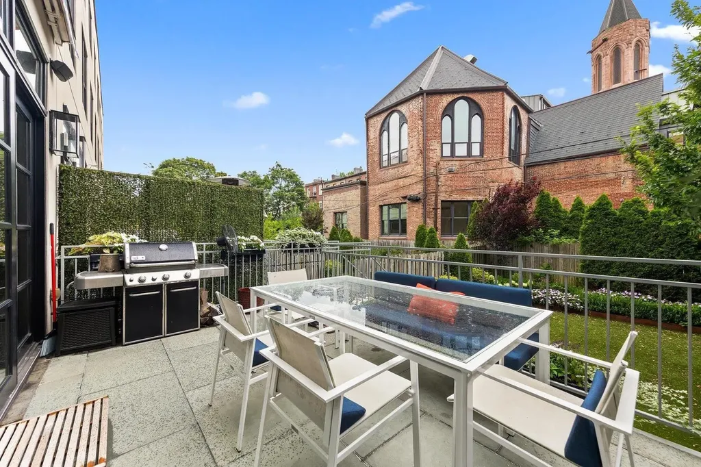 225 Carlton Avenue New York City NY 11205