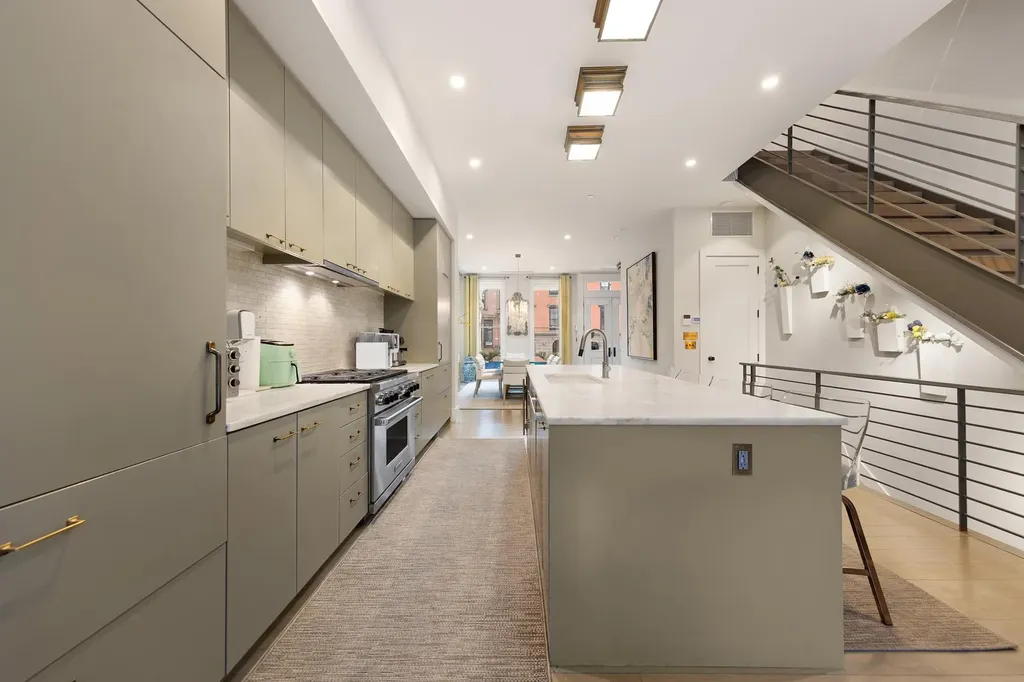 225 Carlton Avenue New York City NY 11205