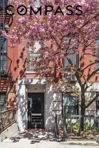 317 E 6th Street New York City NY 10003