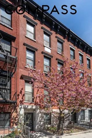 317 E 6th Street New York City NY 10003