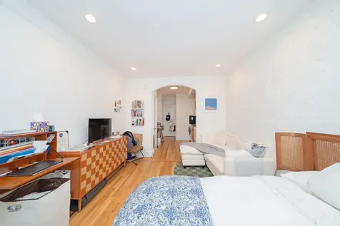 344 W 17th Street New York City NY 10011