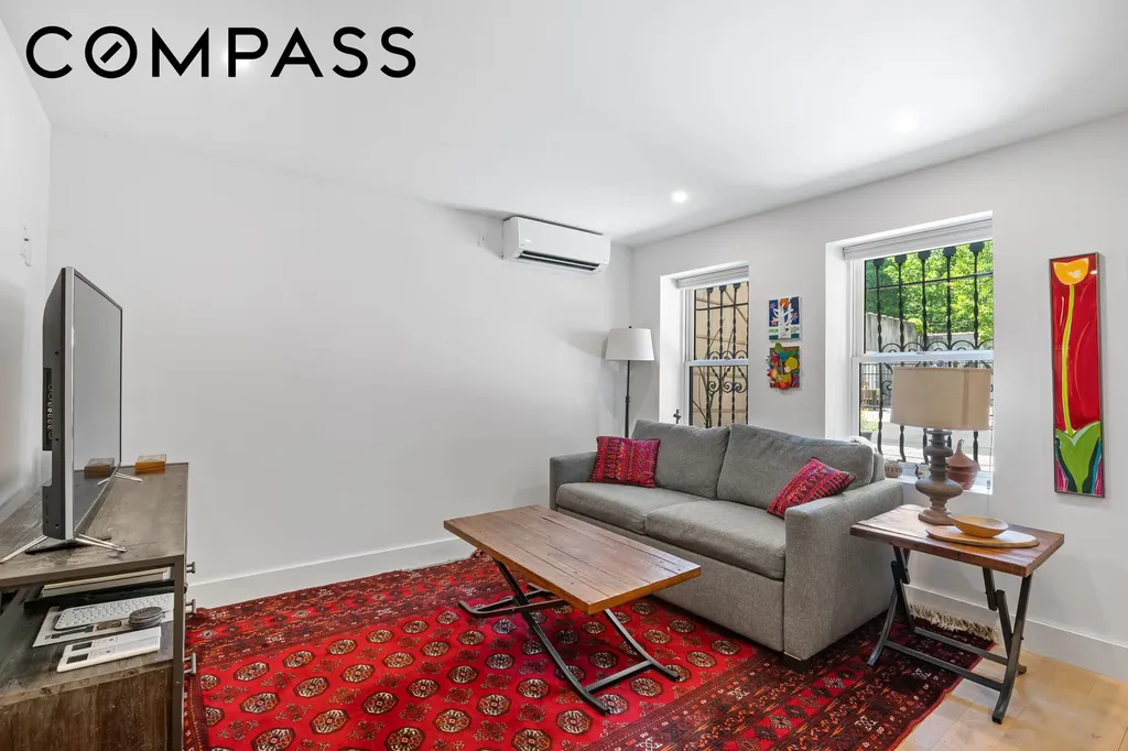 5 Hampton Place New York City NY 11213
