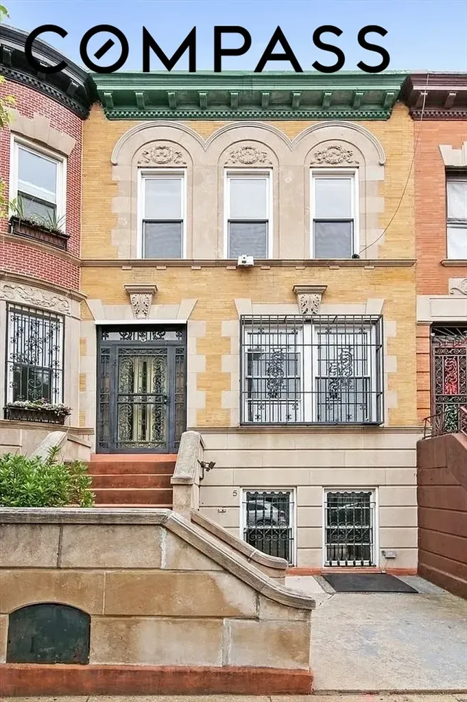 5 Hampton Place New York City NY 11213