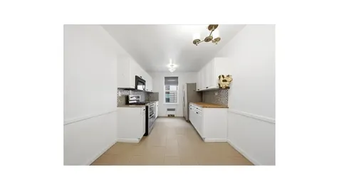 2080 Barnes Avenue New York City NY 10462