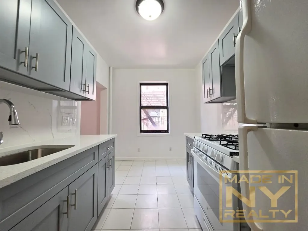 61-40 Saunders Street New York City NY 11374