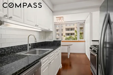 404 E 76th Street New York City NY 10021