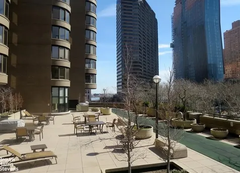 330 E 38th Street New York City NY 10016