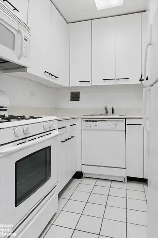 330 E 38th Street New York City NY 10016