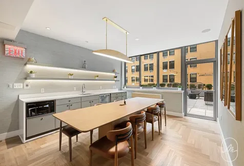 561 10th Avenue New York City NY 10036