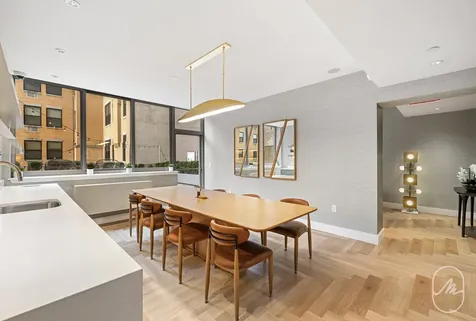 561 10th Avenue New York City NY 10036