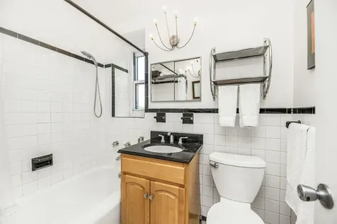 3935 Blackstone Avenue New York City NY 10471