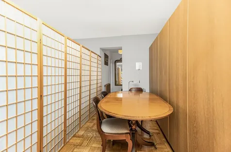 3935 Blackstone Avenue New York City NY 10471