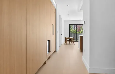 386 Kosciuszko Street New York City NY 11221