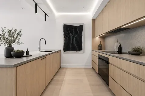 386 Kosciuszko Street New York City NY 11221