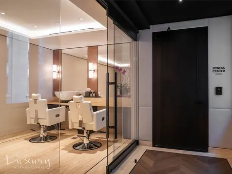 685 Fifth Avenue New York City NY 10022