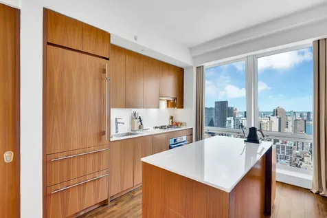 400 5th Avenue New York City NY 10018